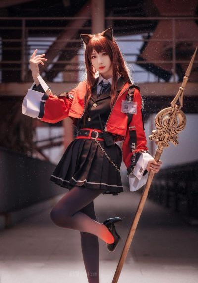 天降的女子从二楼掉下来了第九集