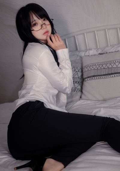 乡村老尸
