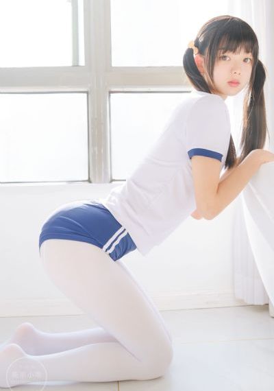 女大学生的沙龙室5