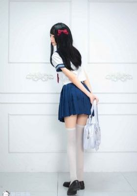秋山祥子