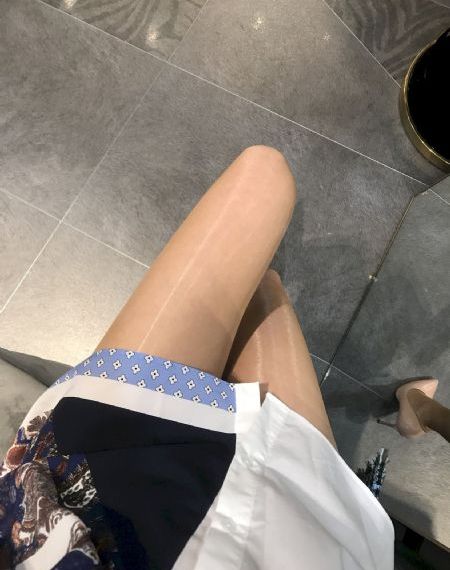 征服了同学的贵妇麻麻剧情简介